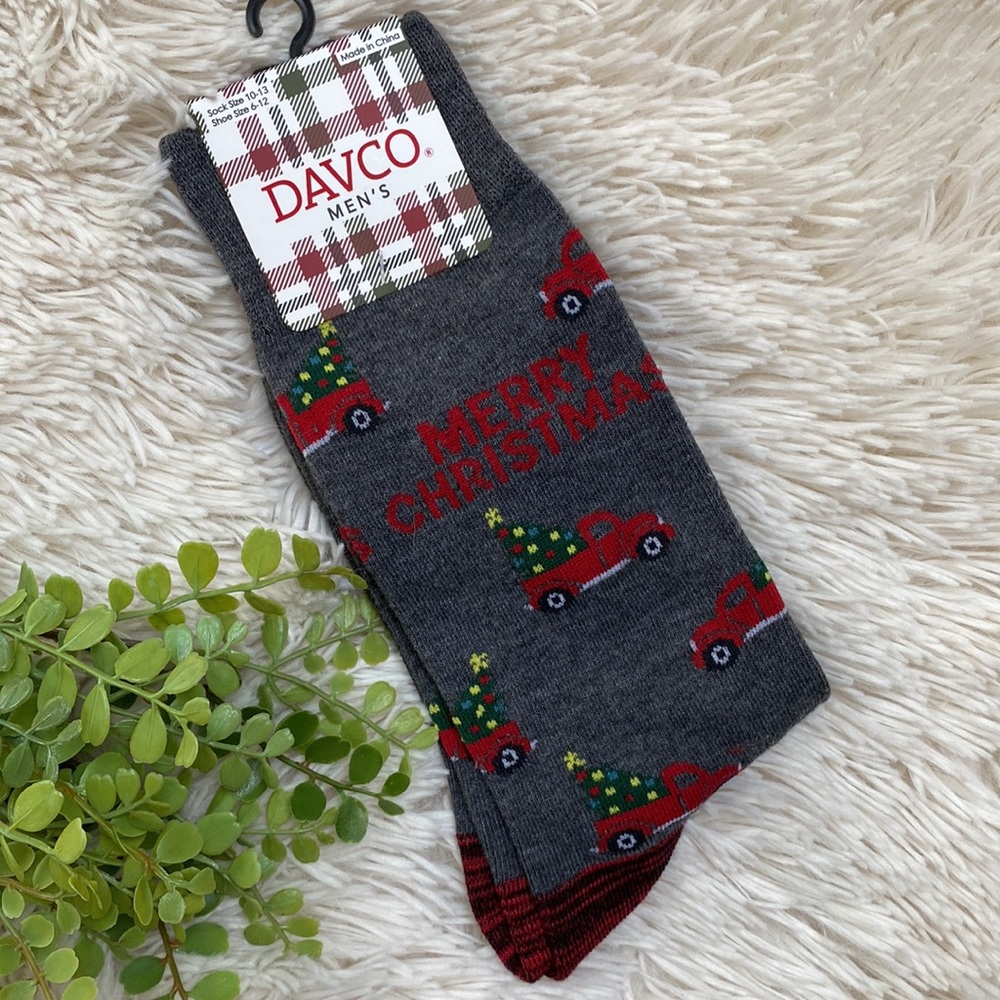 🎉2X HP🎉 Davco Tree & Truck Socks 💗 Gray Red & Green